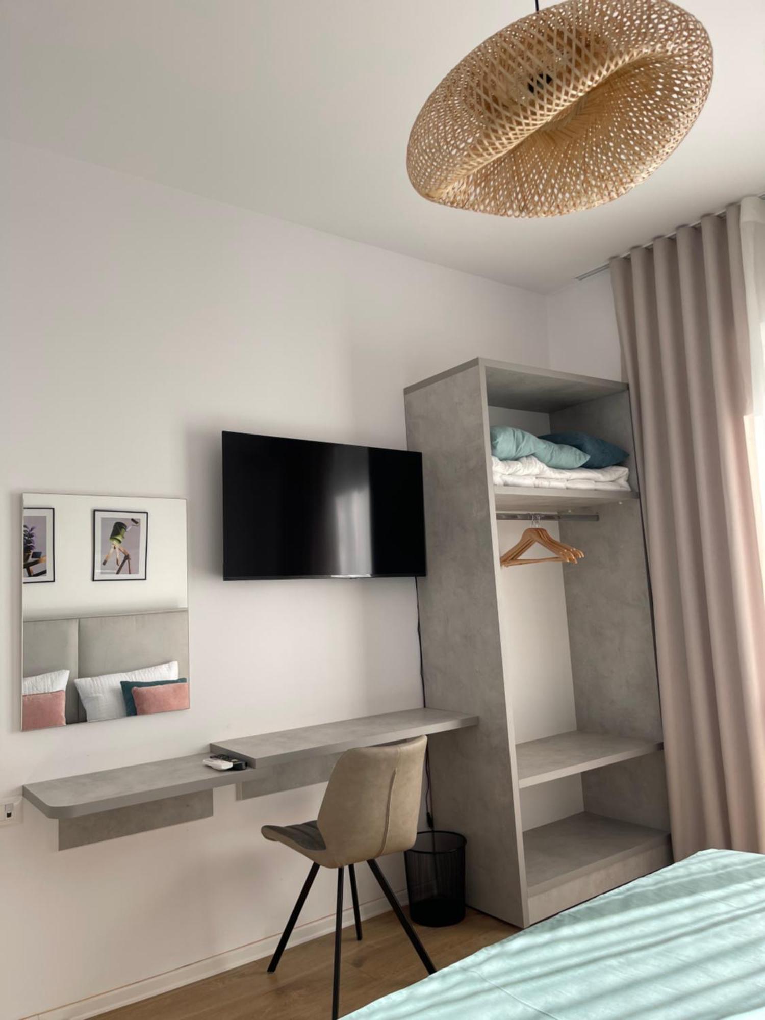 Sunny City Center Apartment Lezhë エクステリア 写真